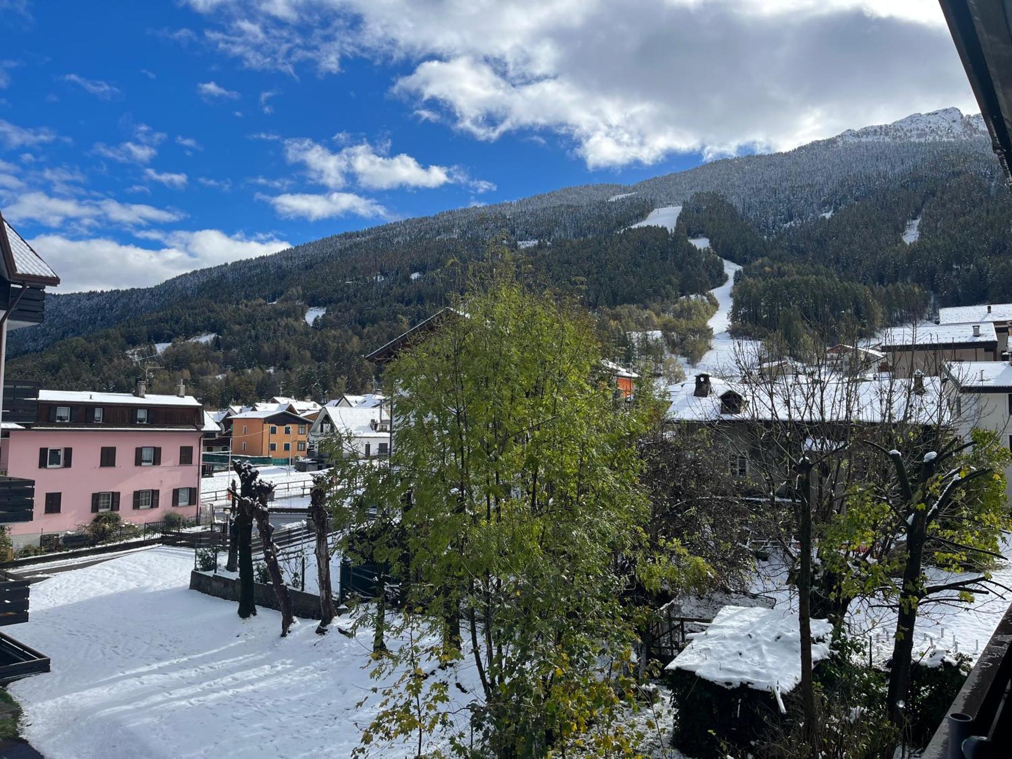 Giava'S Mountain Place Aprica Exteriör bild