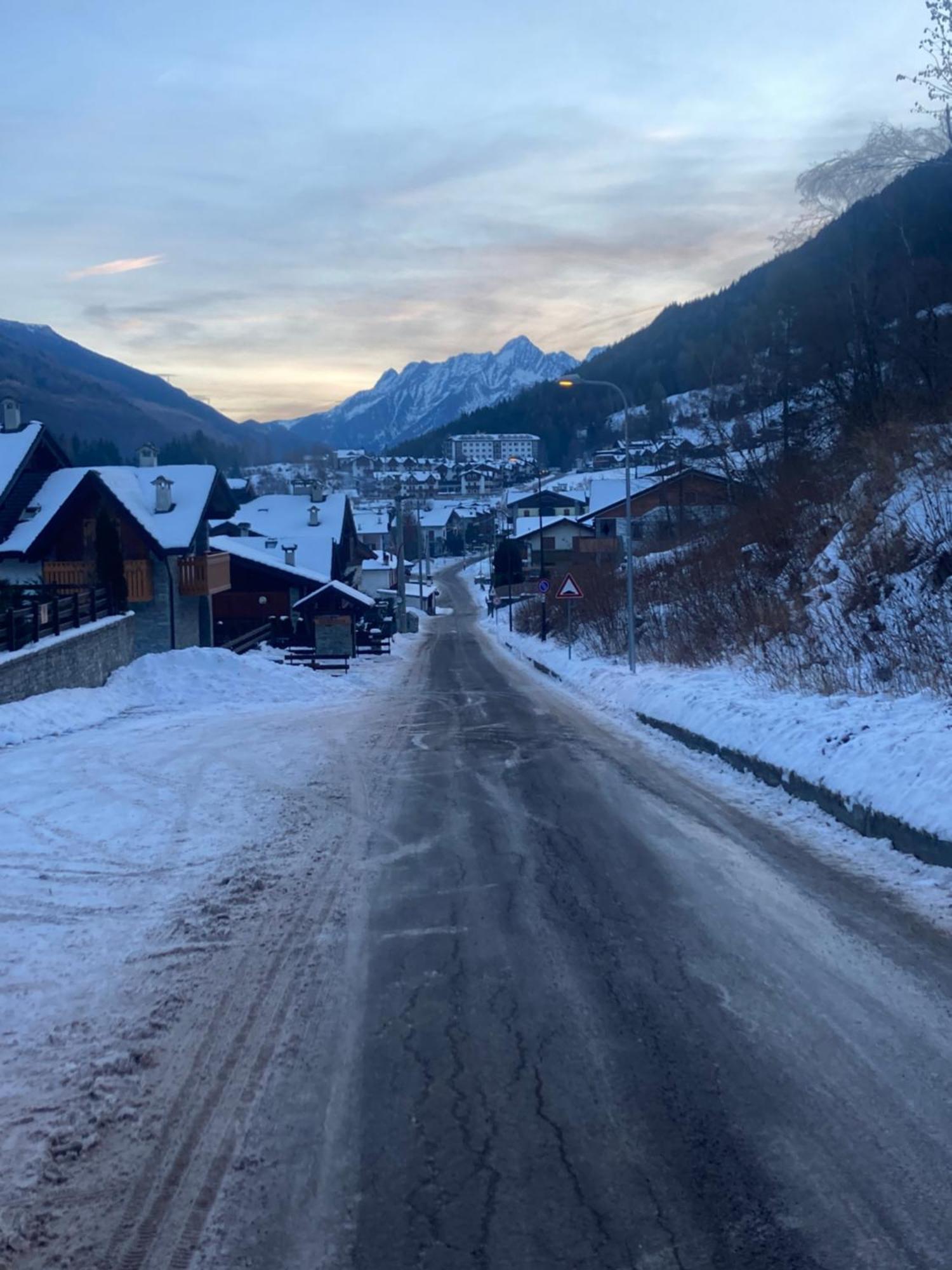 Giava'S Mountain Place Aprica Exteriör bild